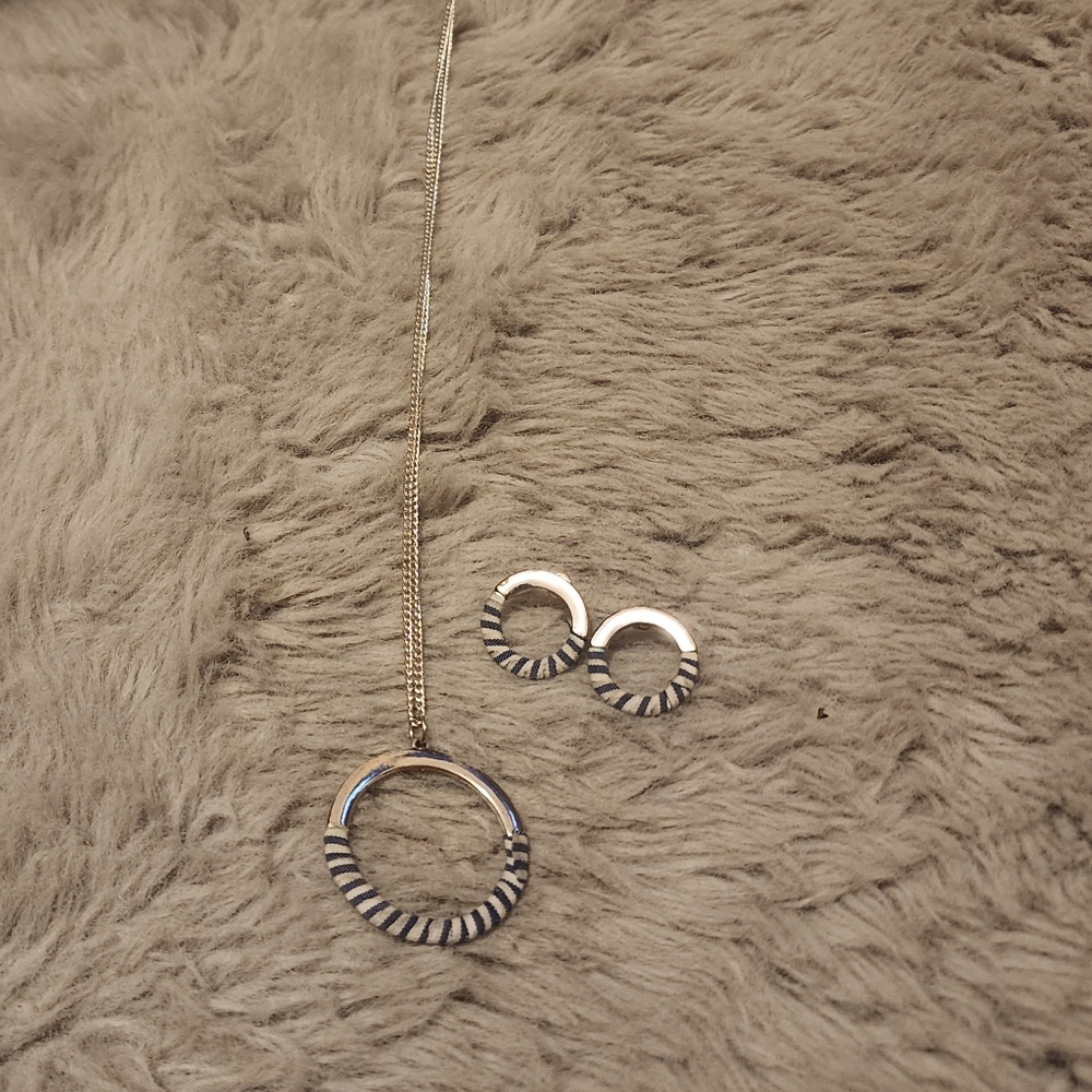 Silver Circular Pendant Necklace and Earring Set